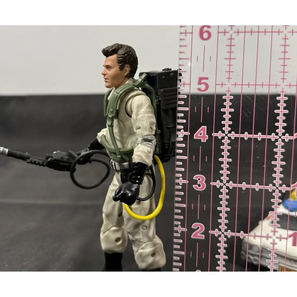 Hasbro Ghostbusters Ray Stantz Action Figure Kids 6 Inch Tan Ecto-1 Mini Vehicle